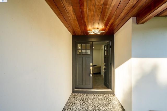 2834 Rainwood Court, San Jose, CA 95148