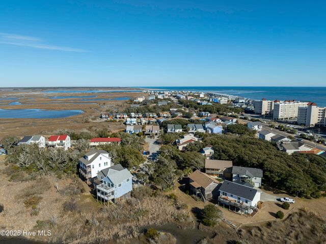 320 Bay Circle, N Topsail Beach, NC 28460