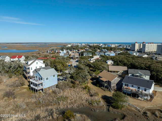 320 Bay Circle, N Topsail Beach, NC 28460