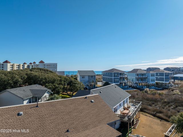 320 Bay Circle, N Topsail Beach, NC 28460