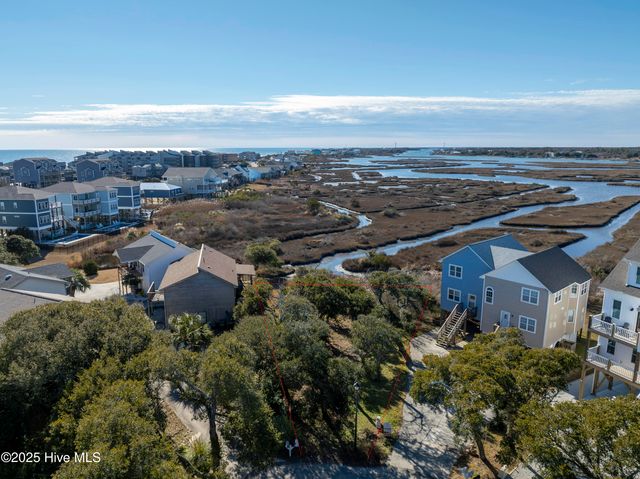 320 Bay Circle, N Topsail Beach, NC 28460