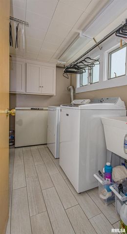 1114 S Perrine Street, Centralia, IL 62801