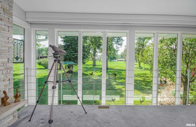 1114 S Perrine Street, Centralia, IL 62801