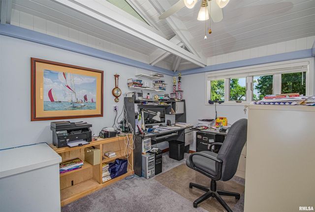 1114 S Perrine Street, Centralia, IL 62801