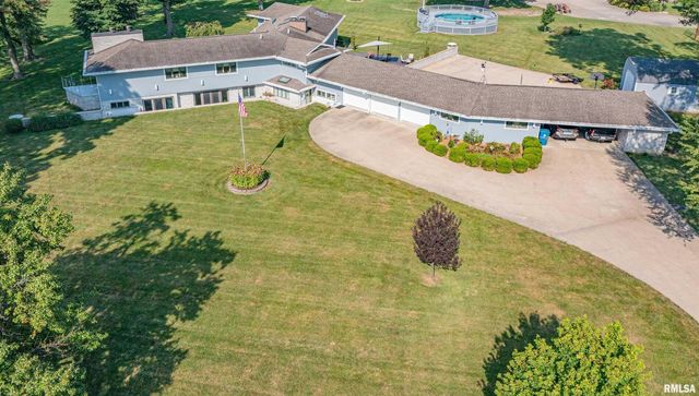 1114 S Perrine Street, Centralia, IL 62801