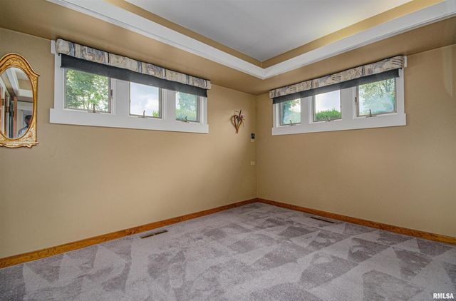 1114 S Perrine Street, Centralia, IL 62801