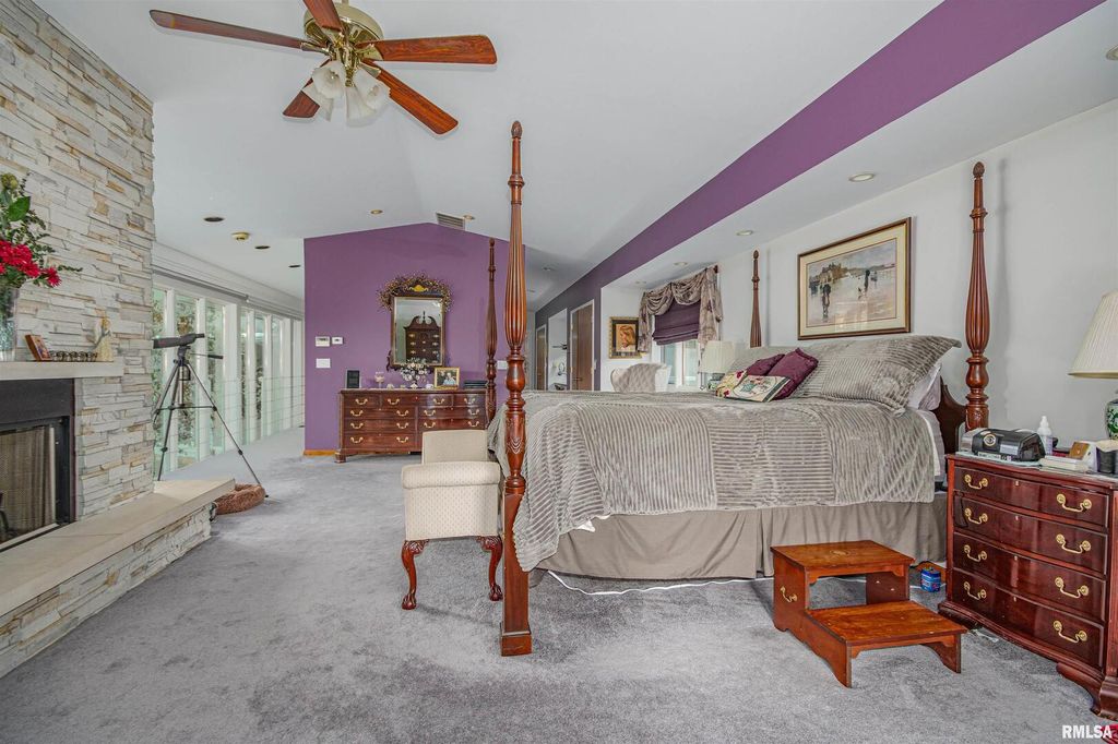 Image 28 of property listing at 1114 S Perrine Street, Centralia, IL 62801