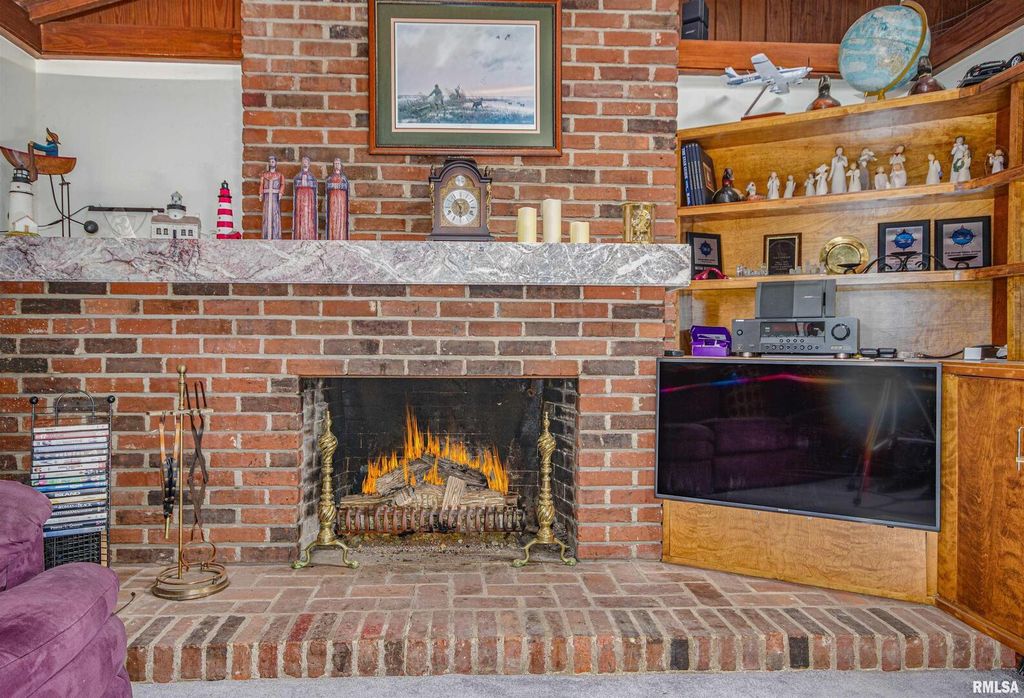 Image 44 of property listing at 1114 S Perrine Street, Centralia, IL 62801