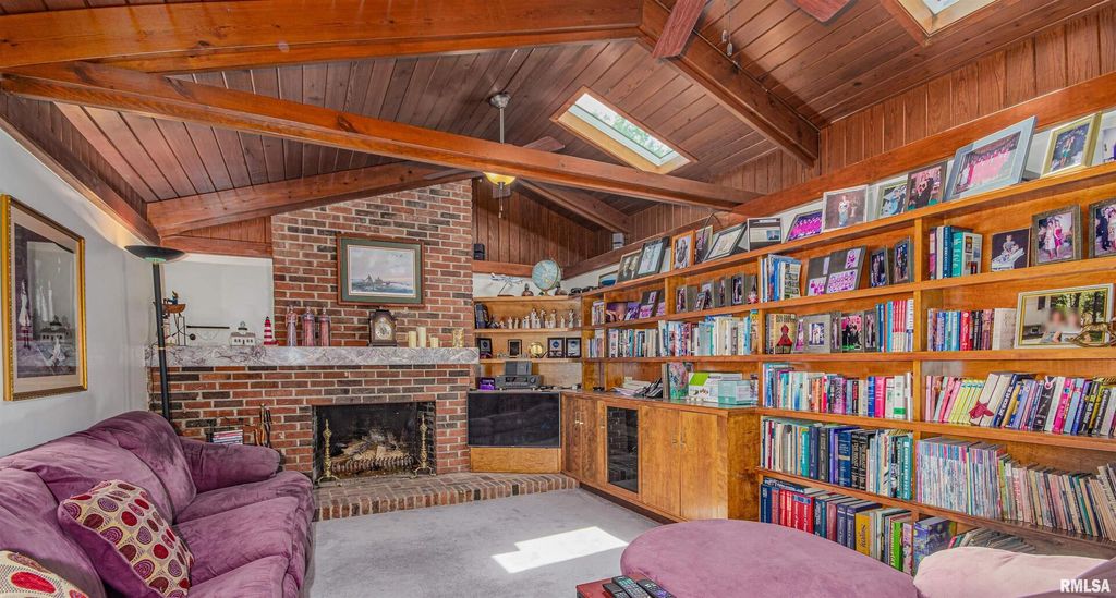 Image 45 of property listing at 1114 S Perrine Street, Centralia, IL 62801