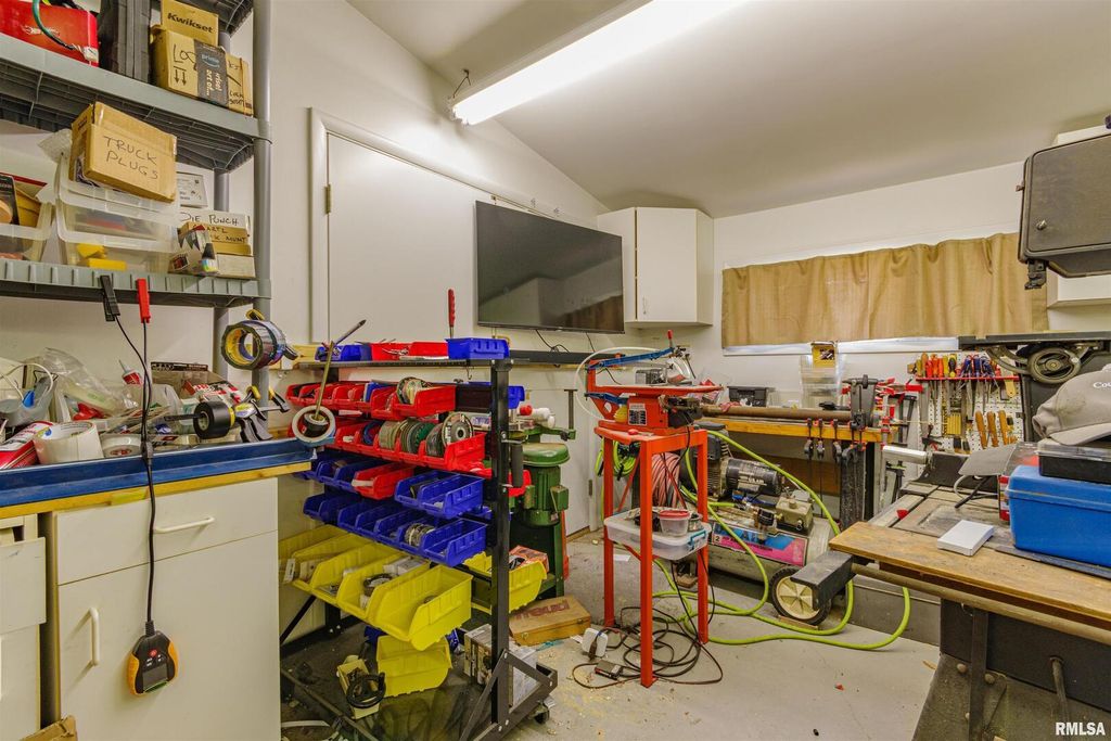 Image 59 of property listing at 1114 S Perrine Street, Centralia, IL 62801