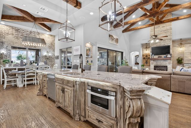 8517 Tuscan Way, Godley, TX 76044
