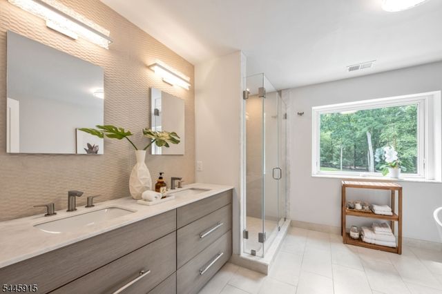 6 Butternut Rd, Allendale Boro, NJ 07401