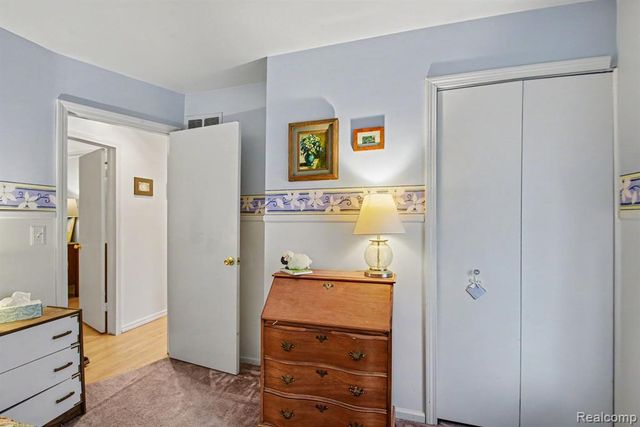 40518 William Drive, Clinton Township, MI 48038