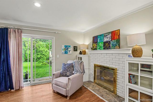 40518 William Drive, Clinton Township, MI 48038