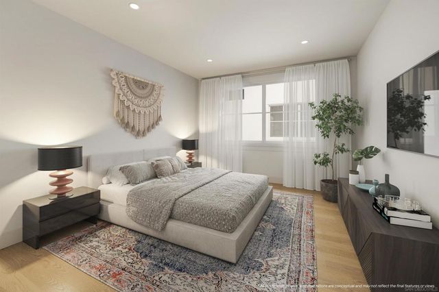 747 Orange Ave 302, Coronado, CA 92118