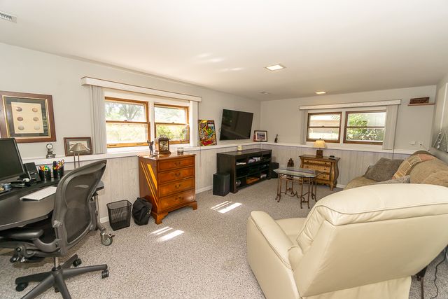 1101 N Millns Lane, Addison, IL 60101