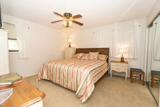 1101 N Millns Lane, Addison, IL 60101