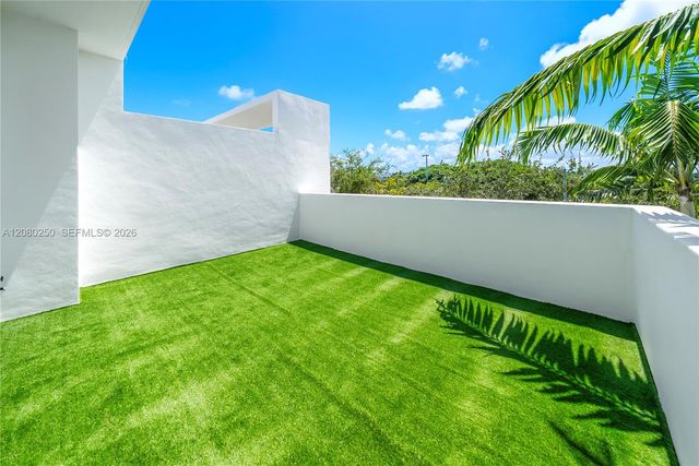 179 N Shore Drive 179-6, Miami Beach, FL 33141