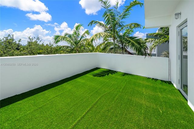 179 N Shore Drive 179-6, Miami Beach, FL 33141