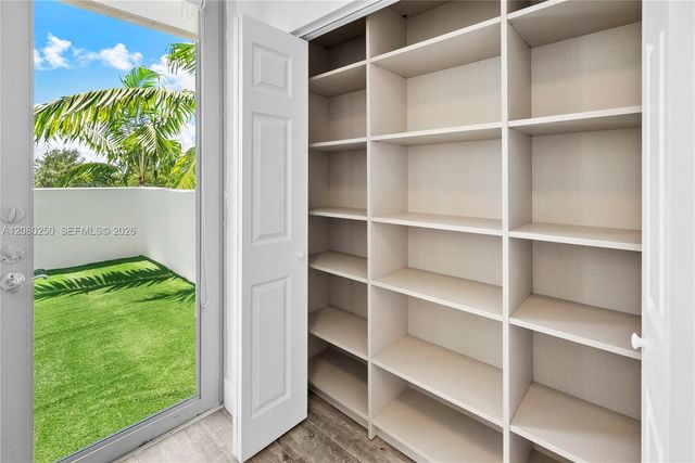 179 N Shore Drive 179-6, Miami Beach, FL 33141