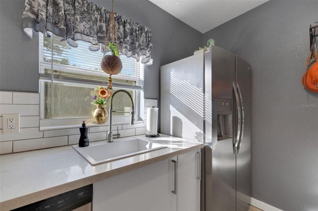 2011 HARVARD AVENUE, Bradenton, FL 34207