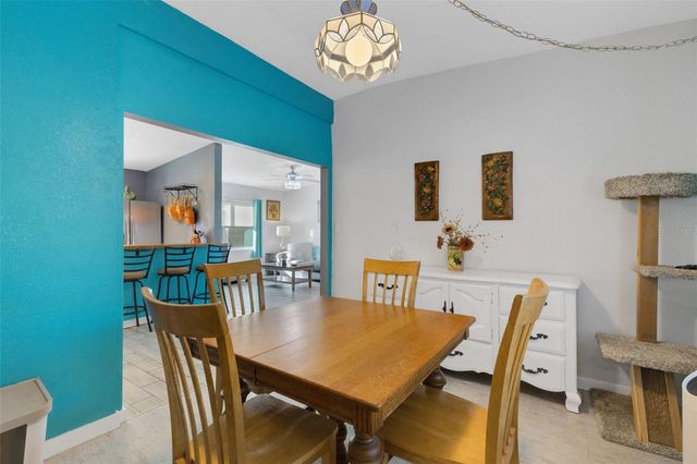 2011 HARVARD AVENUE, Bradenton, FL 34207