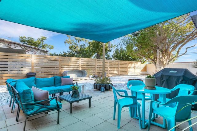 2011 HARVARD AVENUE, Bradenton, FL 34207