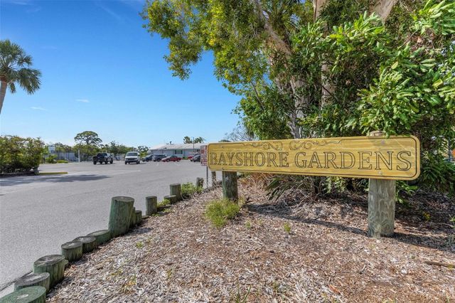 2011 HARVARD AVENUE, Bradenton, FL 34207