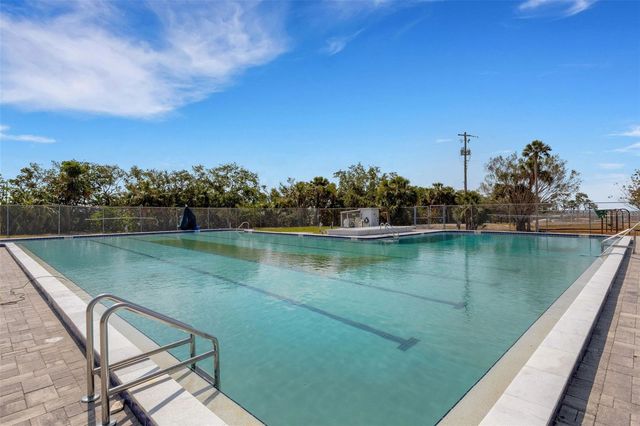 2011 HARVARD AVENUE, Bradenton, FL 34207