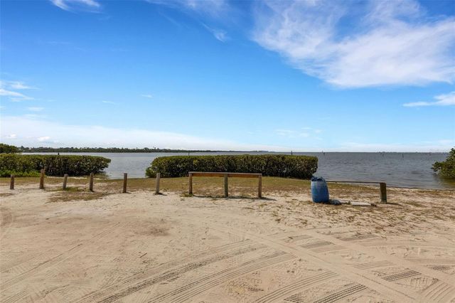 2011 HARVARD AVENUE, Bradenton, FL 34207