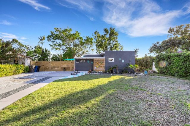 2011 HARVARD AVENUE, Bradenton, FL 34207