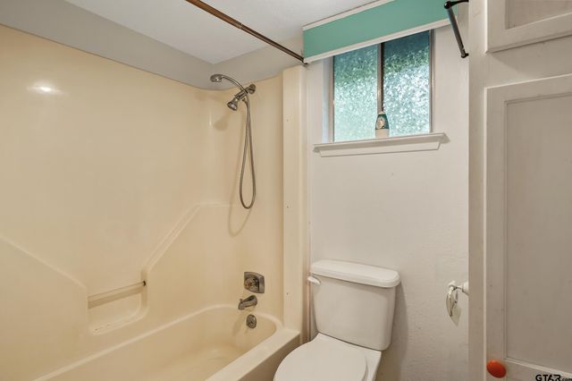 110 GREEN COVE, Holly Lake Ranch, TX 75765