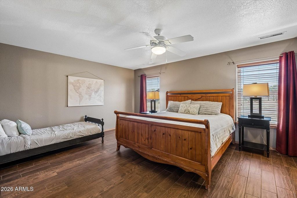 Image 14 of property listing at 8405 N REMINGTON Drive, Flagstaff, AZ 86004