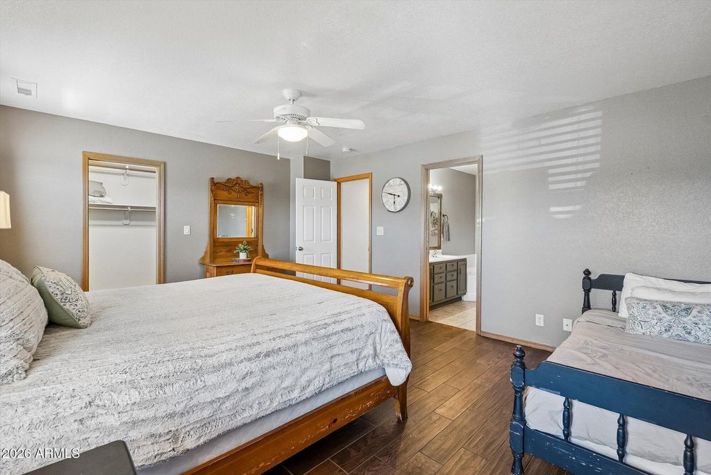 Image 16 of property listing at 8405 N REMINGTON Drive, Flagstaff, AZ 86004