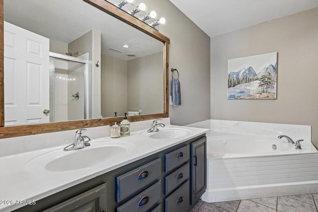 Image 17 of property listing at 8405 N REMINGTON Drive, Flagstaff, AZ 86004