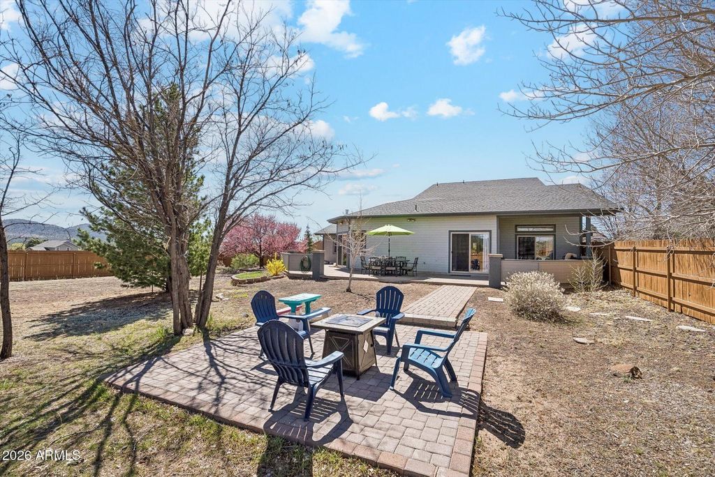 Image 36 of property listing at 8405 N REMINGTON Drive, Flagstaff, AZ 86004