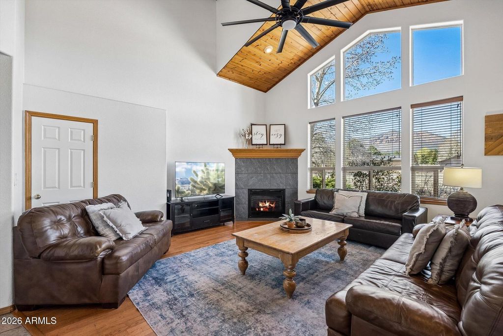 Image 5 of property listing at 8405 N REMINGTON Drive, Flagstaff, AZ 86004