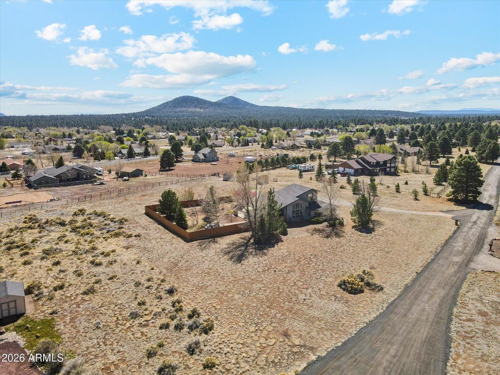 Image 50 of property listing at 8405 N REMINGTON Drive, Flagstaff, AZ 86004
