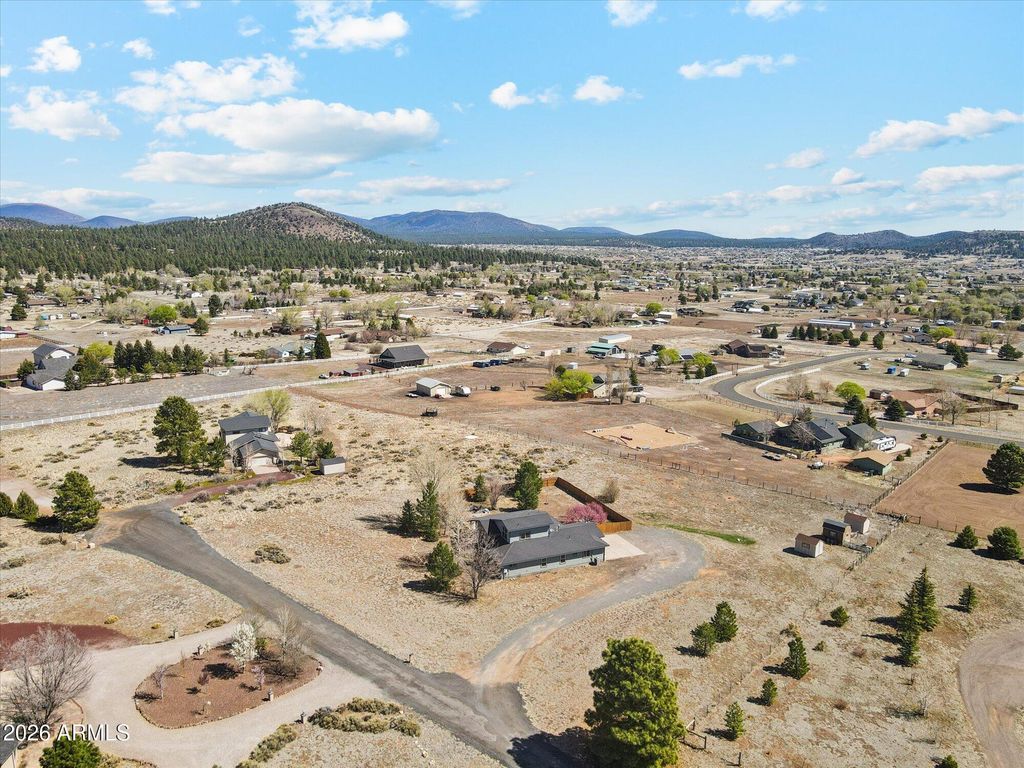 Image 51 of property listing at 8405 N REMINGTON Drive, Flagstaff, AZ 86004