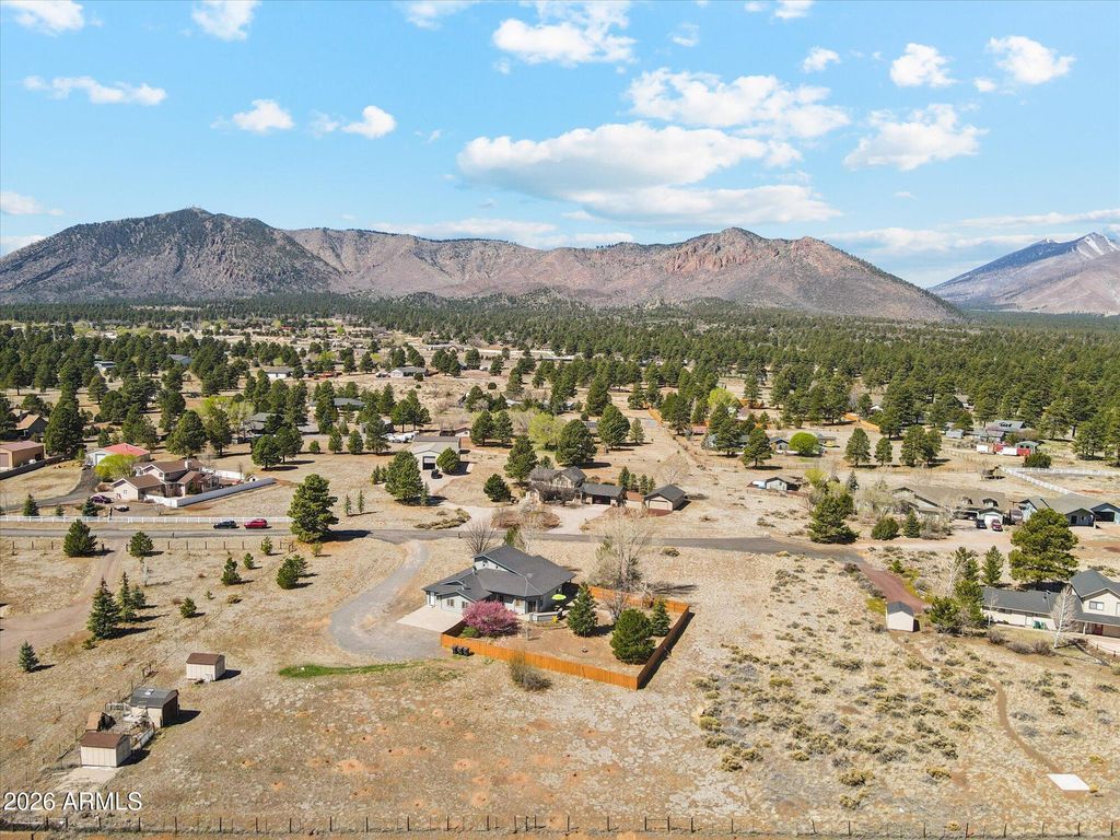 Image 53 of property listing at 8405 N REMINGTON Drive, Flagstaff, AZ 86004