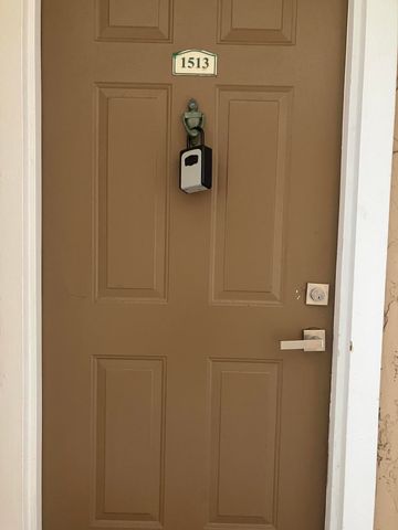 7667 N Wickham Road 1513, Melbourne, FL 32940