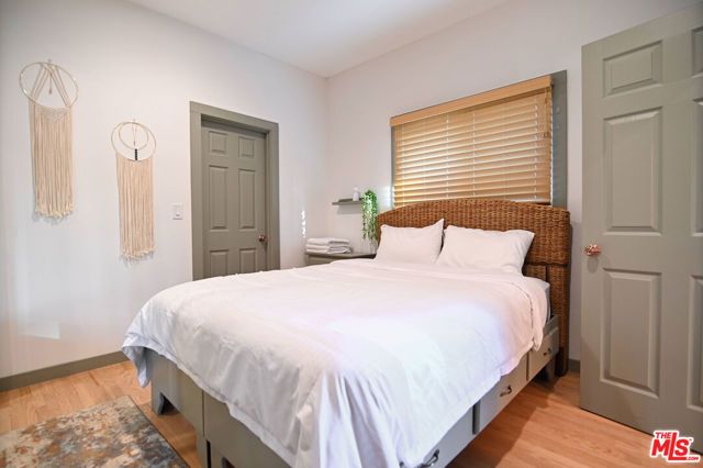 1600 N Kingsley Drive, Los Angeles, CA 90027