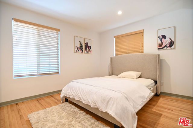 1600 N Kingsley Drive, Los Angeles, CA 90027