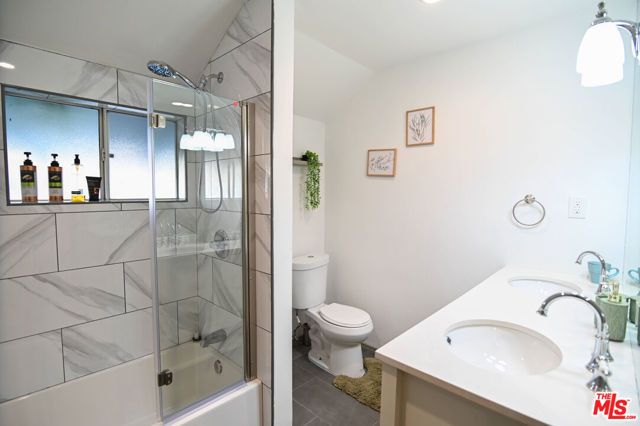 1600 N Kingsley Drive, Los Angeles, CA 90027