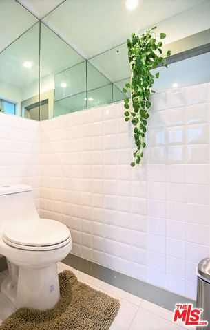 1600 N Kingsley Drive, Los Angeles, CA 90027