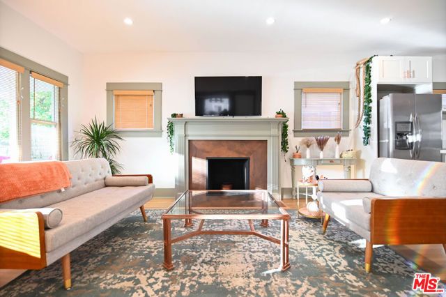 1600 N Kingsley Drive, Los Angeles, CA 90027