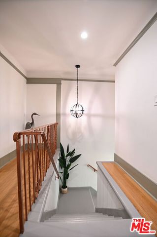 1600 N Kingsley Drive, Los Angeles, CA 90027