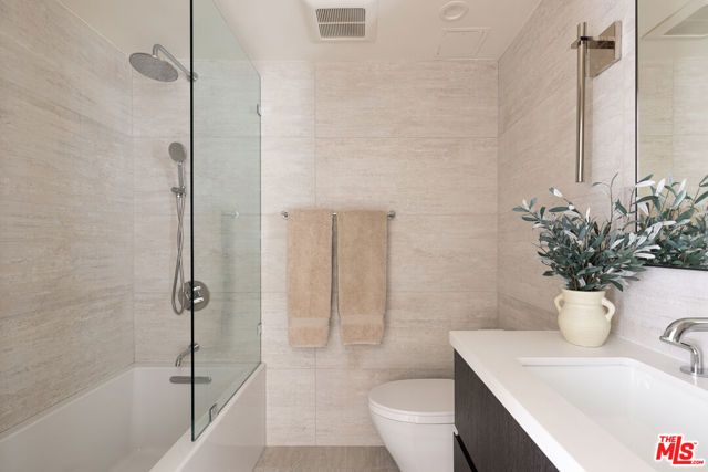 818 N Doheny Drive 1001, West Hollywood, CA 90069