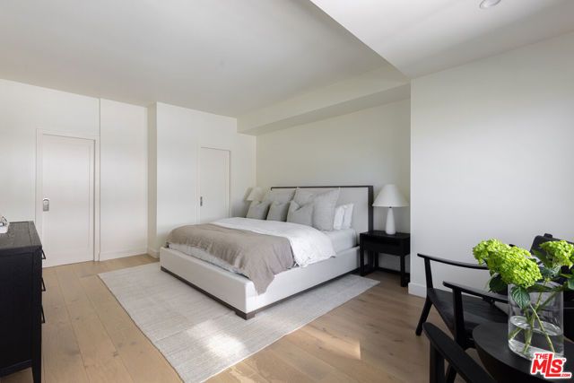 818 N Doheny Drive 1001, West Hollywood, CA 90069