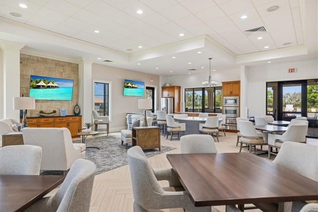 4092 Basket Oak Circle, Vero Beach, FL 32967